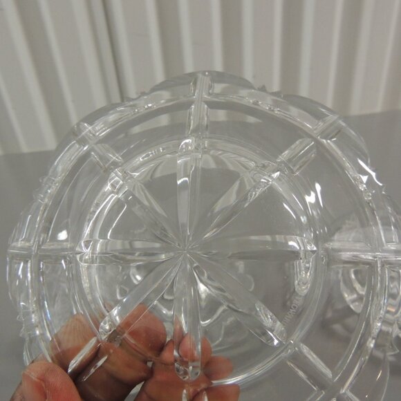 English Cut Crystal Round Dessert Plates with Scallop Edges (4) - Picture 5 of 9